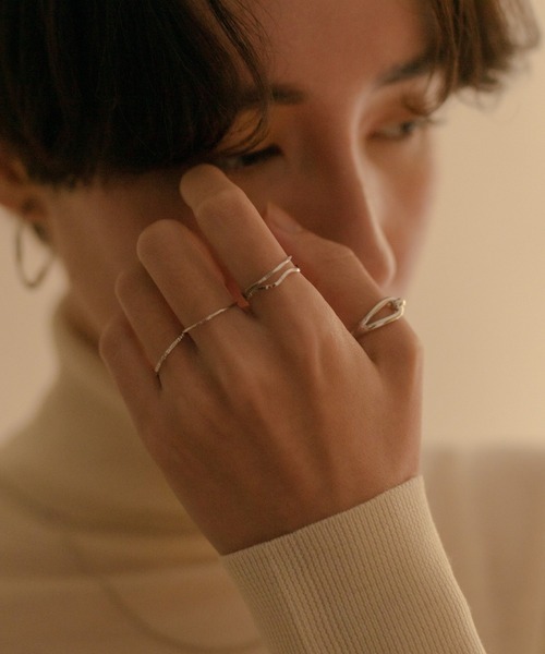 novice（ノーヴィス）の「【novice】Deformed Narrow Rings 5 set（リング・レディース・ゴールド/シルバー・FREE）」の12枚目の写真