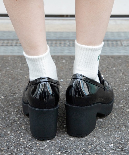 Honeys（ハニーズ）の「ビット付厚底ローファー（ローファー・レディース・ブラック系その他2/ブラック系その他・L/M/S）」の18枚目の写真