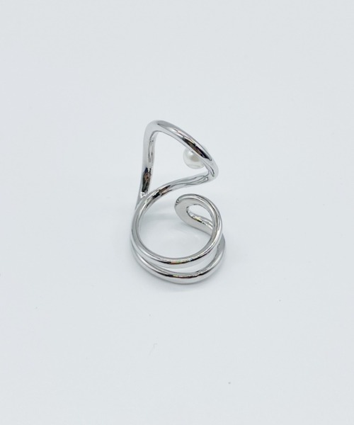 iso（イソ）の「ポイントパールカーブラインボリュームリング（リング・レディース・ゴールド/シルバー・FREE）」の8枚目の写真