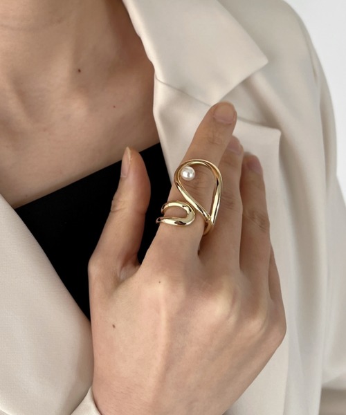 iso（イソ）の「ポイントパールカーブラインボリュームリング（リング・レディース・ゴールド/シルバー・FREE）」の22枚目の写真