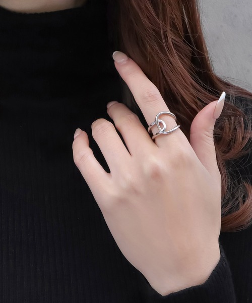 blackdia ocean（ブラックダイヤオーシャン）の「blackdia ocean フィットクロスリング（リング・レディース・シルバー/ゴールド・11号/13号/16号）」の2枚目の写真