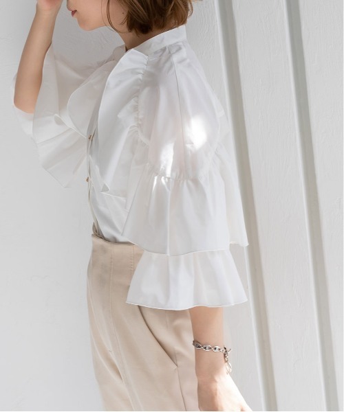 袖ラッフルフリルブラウス