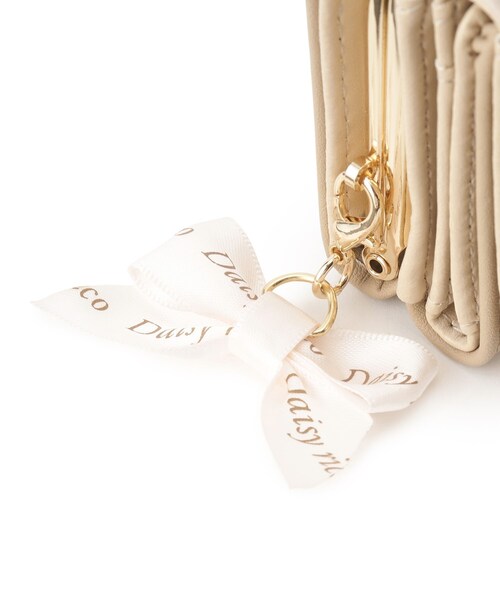 Ober Tashe（オーバータッシェ）の「デイジーリコ ガーリーサテンリボンミニ口金財布（財布・レディース・ピンク系/ブルー/ベージュ・FREE）」の11枚目の写真