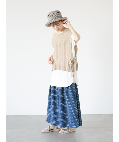 Samansa Mos2 blue（サマンサモスモスブルー）の「透かし編みニットベスト（ベスト・レディース・ブラウン/チャコール/キナリ・ﾌﾘ-）」の16枚目の写真