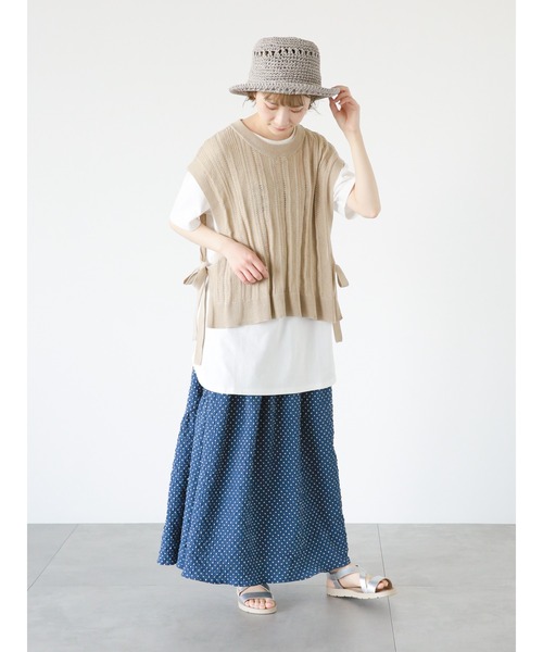 Samansa Mos2 blue（サマンサモスモスブルー）の「透かし編みニットベスト（ベスト・レディース・ブラウン/チャコール/キナリ・ﾌﾘ-）」の10枚目の写真