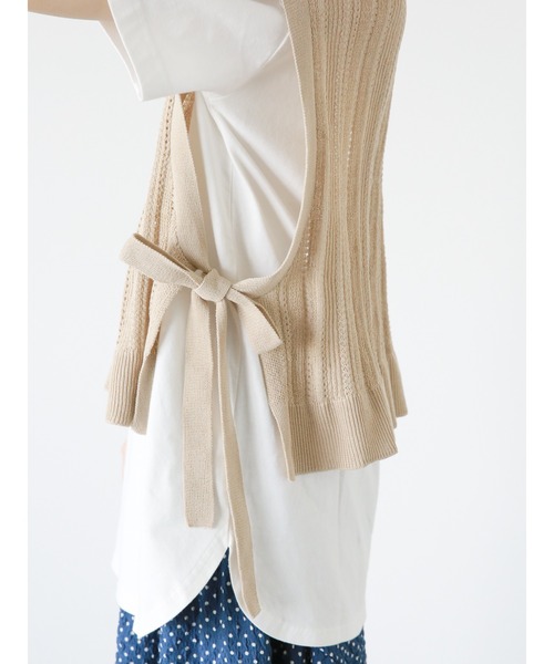 Samansa Mos2 blue（サマンサモスモスブルー）の「透かし編みニットベスト（ベスト・レディース・ブラウン/チャコール/キナリ・ﾌﾘ-）」の19枚目の写真