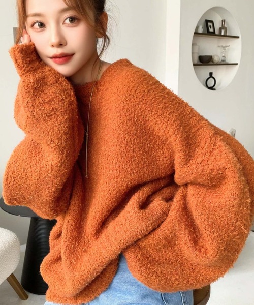 moment+（モーメントプラス）の「クルーネックソフトタッチフェザー