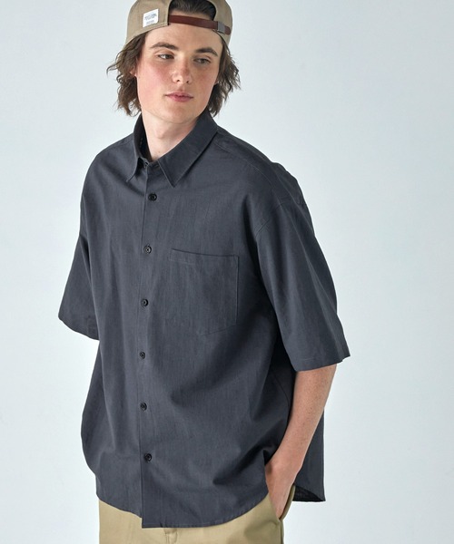 EMMA CLOTHES(エマクローズ)の「コットンリネン オーバーサイズ レギュラーカラーS/Sシャツ EMMA CLOTHES(シャツ/ブラウス・メンズ・チャコール/オレンジ/オリーブ/パープル・M/L)」の16枚目の写真