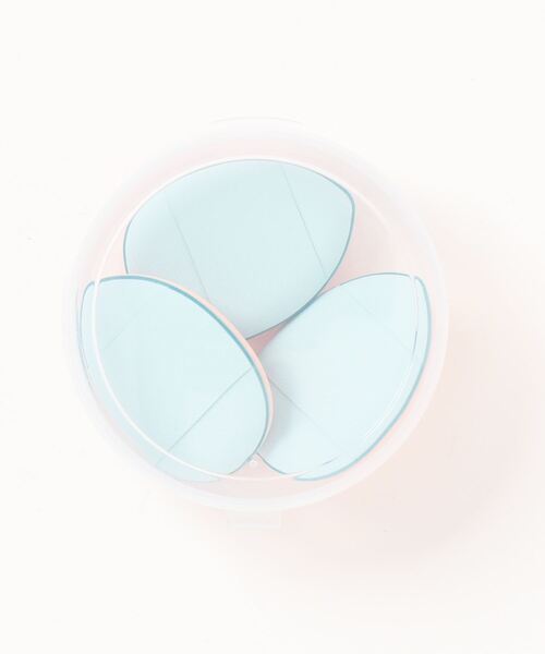 LAC-VERT（ラック・ヴェール）の「3ピースクッションパフミニ/指パフ（パフ・スポンジ・レディース・ホワイト/ライトブルー/ピンク/ブラック・FREE）」の8枚目の写真