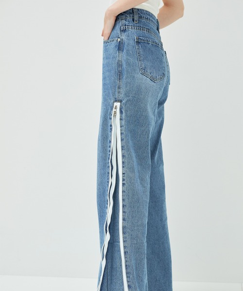 casane（カサネ）の「サイドラインルーズデニム（デニムパンツ・レディース・ブルー・0/1/2）」の10枚目の写真