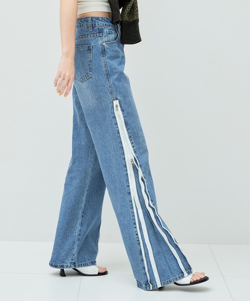 casane（カサネ）の「サイドラインルーズデニム（デニムパンツ・レディース・ブルー・0/1/2）」の15枚目の写真