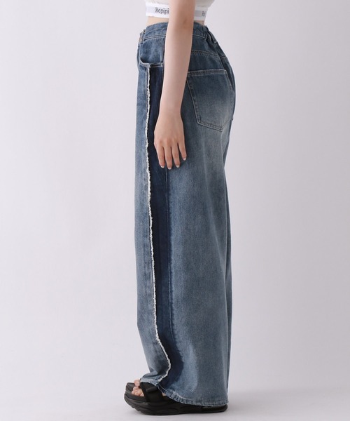 repipi armario(レピピ アルマリオ)の「サイドフリンジホックデニム(デニムパンツ・キッズ・ブルー系・SMALL/MEDIUM/LARGE)」の4枚目の写真