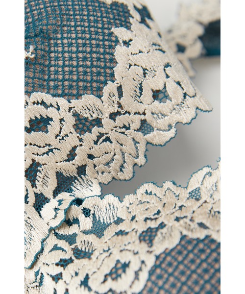 Intimissimi（インティミッシミ）の「Pretty Flowers Giorgia バルコネットブラ（ブラジャー・レディース・ラベンダー/ブルーグリーン/プラム/ライトグレー・70B/70C/75B/75C/80B/80C/85B）」の14枚目の写真