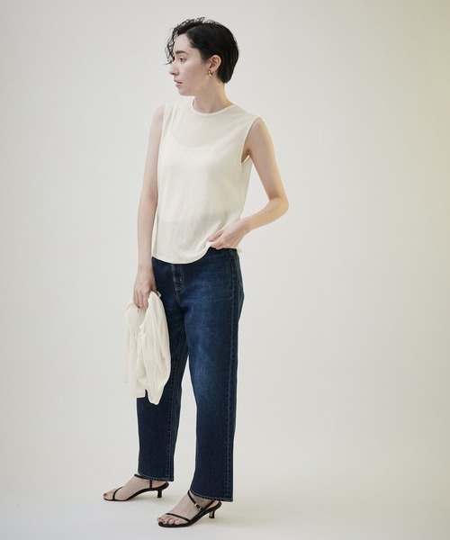 SALON adam et rope'（サロン アダム エ ロペ）の「KINANシアーリブノースリーブプルオーバー【洗える】（Tシャツ/カットソー・レディース・ブラック/パープル/オフホワイト・FREE）」の15枚目の写真