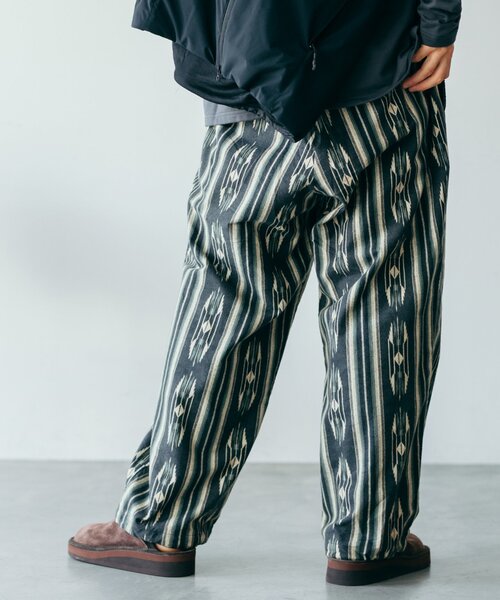 JOURNAL STANDARD（ジャーナルスタンダード）の「トライバル柄