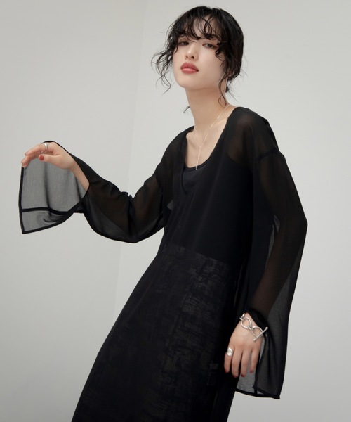 VACANCY(ヴァカンシー)の「シアースリットワンピース(ワンピース・レディース・アイボリー/ブラック・FREE)」の5枚目の写真