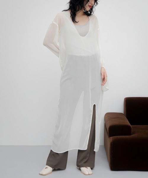 VACANCY(ヴァカンシー)の「シアースリットワンピース(ワンピース・レディース・アイボリー/ブラック・FREE)」の19枚目の写真