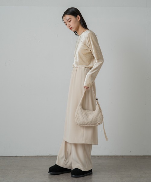 earthy（アーシー）の「【撥水・抗菌】ナイロンキルティングBAG（ショルダーバッグ・レディース・ブラック/アイボリー・ONE SIZE）」の6枚目の写真