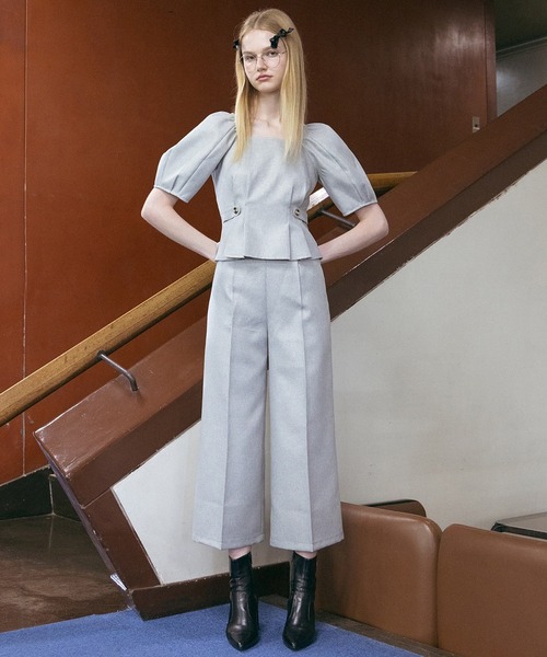 REDYAZEL（レディアゼル）の「センタープレスパンツ（その他パンツ・レディース・オフホワイト/サックスブルー/ブラウン・FREE）」の2枚目の写真