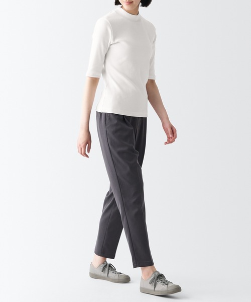 無印良品(ムジルシリョウヒン)の「ストレッチリブ編みハイネック五分袖Tシャツ(Tシャツ/カットソー・レディース・ブルー/ブラック/オフホワイト/ライトグレー・L/XS/S/XL/XXL/M)」の5枚目の写真