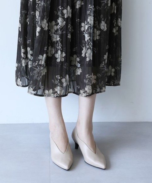 JELLY BEANS(ジェリービーンズ)の「カーブVカットポインテッドトゥパンプス【Made in Japan】(113-27094)JELLY BEANS(ジェリービーンズ)(パンプス・レディース・ブラウン/ベージュ/ブラック・24/22.5/24.5/23.5/23)」の22枚目の写真
