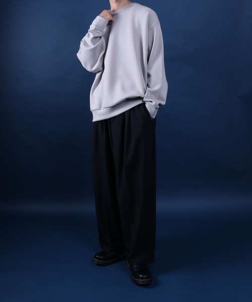 ANPAS（アンパス）の「Soft Cardboard Knit Oversized Sweatshirt/別注 ソフトダンボールニット オーバーサイズ トレーナー（スウェット・メンズ・アイボリー/ブラック/グレイッシュベージュ/チャコールグレー/ネイビー/ダークグリーン/ブラック系その他2/ホワイト系その他2/ブラック系その他/ホワイト系その他・L/LL/M）」の20枚目の写真