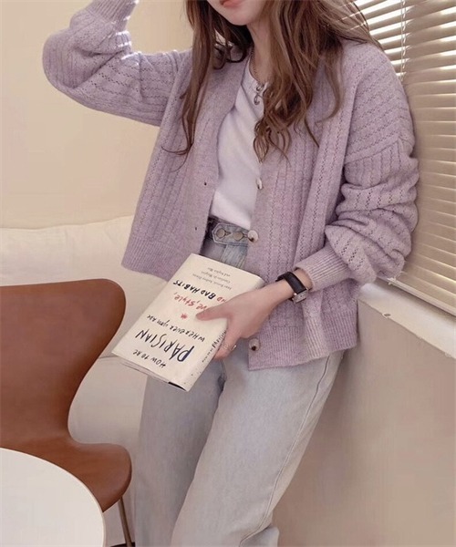 FREE STYLISTS(フリー スタイリスト)の「Vネックニットカーディガン(カーディガン/ボレロ・レディース・アイボリー/グリーン/ベージュ/ラベンダー・FREE)」の4枚目の写真