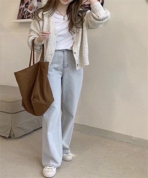 FREE STYLISTS(フリー スタイリスト)の「Vネックニットカーディガン(カーディガン/ボレロ・レディース・アイボリー/グリーン/ベージュ/ラベンダー・FREE)」の6枚目の写真