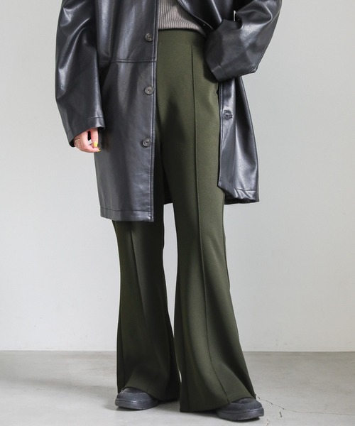 select MOCA（セレクトモカ）の「カットジョーゼットセミフレアパンツ（その他パンツ・レディース・ダークカーキ/ブルーグレー/ブラック・SMALL/MEDIUM/LARGE）」の3枚目の写真