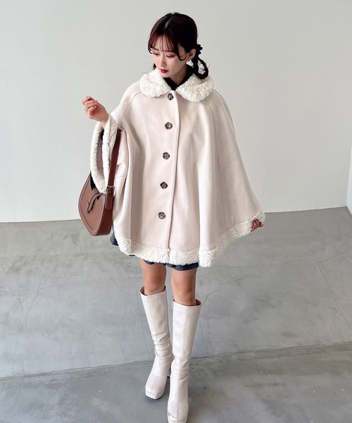 apres jour by あかちゃす（アプレジュールバイアカチャス）の「【あかちゃすコラボアイテム】フェイクファーポンチョコート【ZOZOTOWN限定アイテム】（ポンチョ・レディース・オフホワイト/ブラウン/ブラック・X-LARGE/フリー）」の7枚目の写真