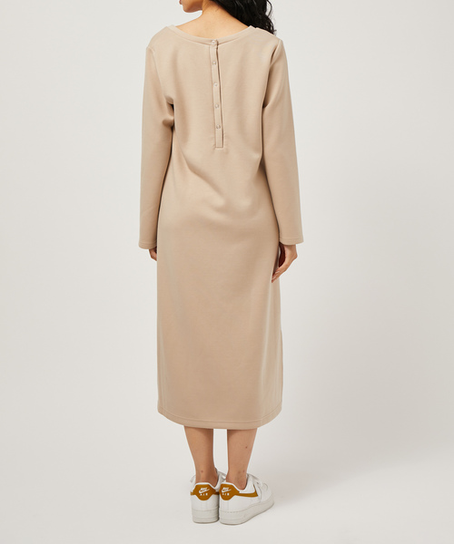 NERGY（ナージー）の「Vネックダンボールワンピース（ワンピース・レディース・ブラック/ベージュ・FREE）」の13枚目の写真