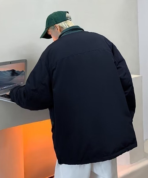 B.R.U(ブル)の「衿コーデュロイ切り替え中綿ジャケット(ブルゾン・メンズ・ネイビー/グレー・FREE)」の15枚目の写真