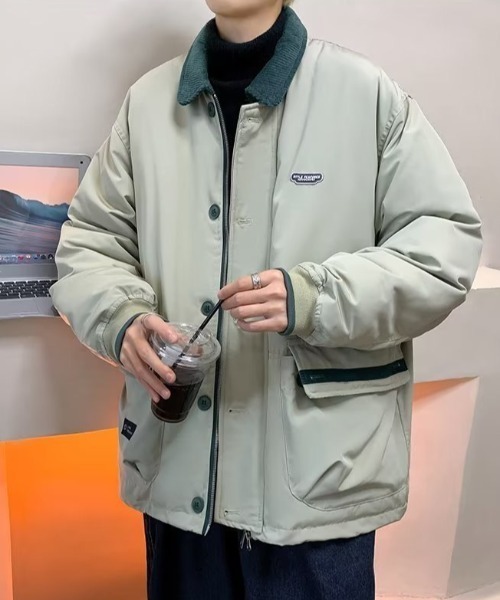 B.R.U(ブル)の「衿コーデュロイ切り替え中綿ジャケット(ブルゾン・メンズ・ネイビー/グレー・FREE)」の11枚目の写真