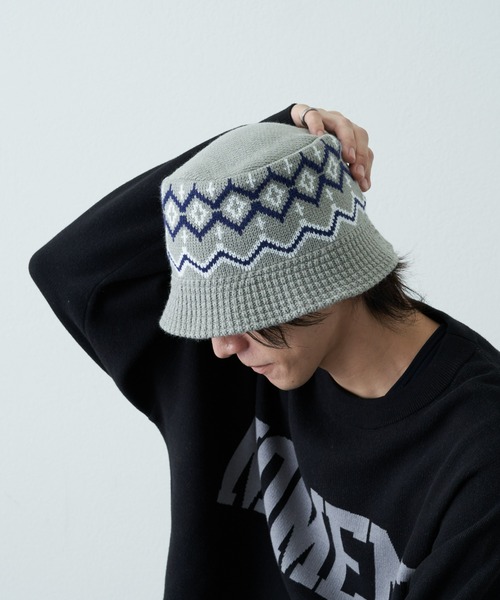 COLONY 2139(コロニートゥーワンスリーナイン)の「アクリルジャガードニットハット(ハット・メンズ・グレー/ブラック・FREE)」の4枚目の写真