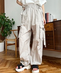 moment+ | ナイロン光沢シャイニーワッシャーリボンテープカーゴパンツ(カーゴパンツ)