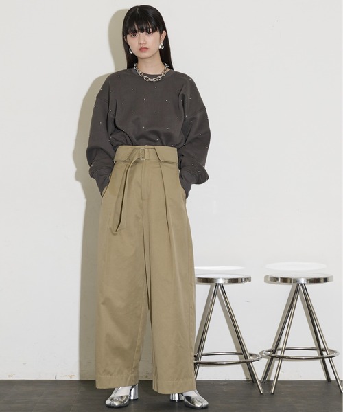 THE YOn（ザヨン）の「カフウエストベルテッドタックワイドパンツ（チノパンツ・レディース・オリーブ/チャコールグレー/ネイビー・M/S）」の15枚目の写真