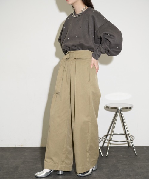 THE YOn（ザヨン）の「カフウエストベルテッドタックワイドパンツ（チノパンツ・レディース・オリーブ/チャコールグレー/ネイビー・M/S）」の18枚目の写真