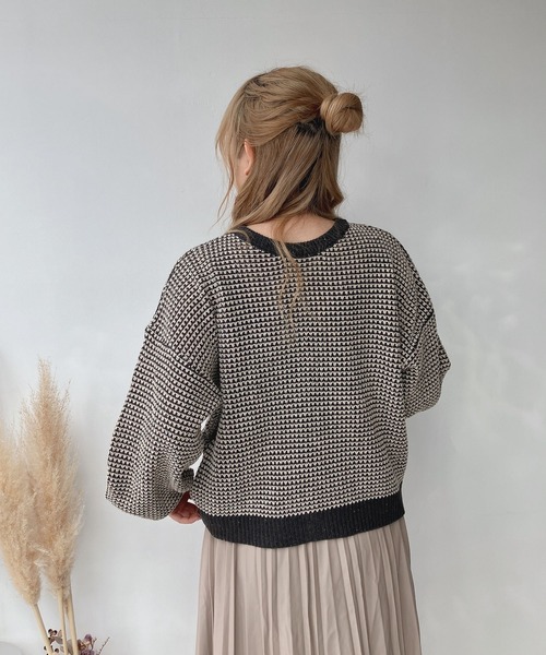 AS KNOW AS plus（アズノゥアズプラス）の「☆前後着用可能 2WAY配色ネップカーディガン（カーディガン/ボレロ・レディース・ブルー/チャコールグレー/オレンジ/グリーン・FREE）」の7枚目の写真