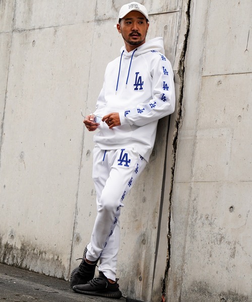 MLB×WR/23フーディーLA