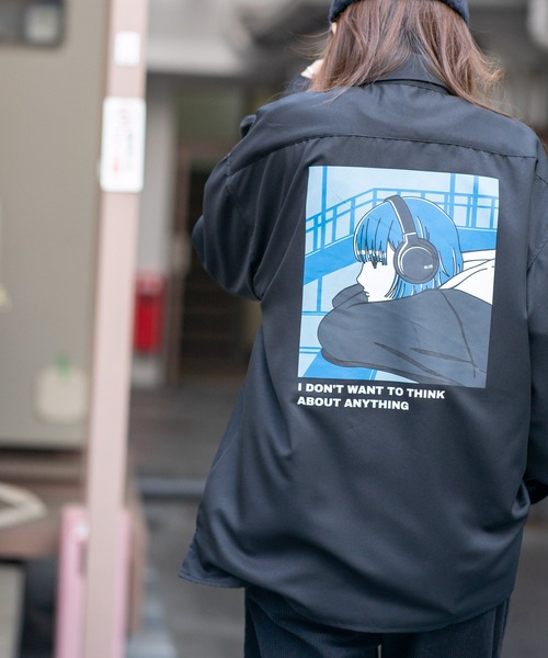 UNIIT（ユニット）の「【UNIIT/ユニット】 ガールズバックプリント ビッグシルエットシャツ（シャツ/ブラウス・メンズ・グレー系その他2/ブルー系その他/ホワイト系その他2/ブラック系その他/グレー系その他/ブルー系その他2・MEDIUM/LARGE）」の2枚目の写真