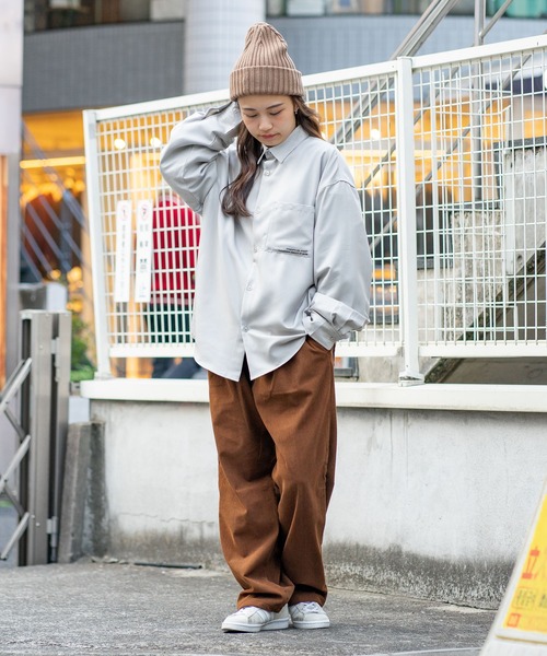 UNIIT（ユニット）の「【UNIIT/ユニット】 ガールズバックプリント ビッグシルエットシャツ（シャツ/ブラウス・メンズ・グレー系その他2/ブルー系その他/ホワイト系その他2/ブラック系その他/グレー系その他/ブルー系その他2・MEDIUM/LARGE）」の10枚目の写真