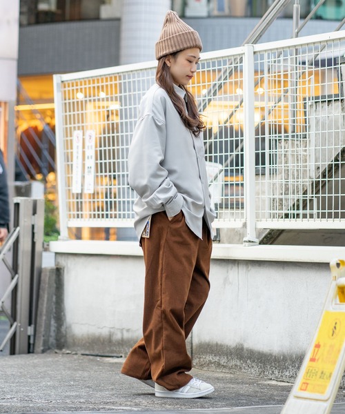 UNIIT（ユニット）の「【UNIIT/ユニット】 ガールズバックプリント ビッグシルエットシャツ（シャツ/ブラウス・メンズ・グレー系その他2/ブルー系その他/ホワイト系その他2/ブラック系その他/グレー系その他/ブルー系その他2・MEDIUM/LARGE）」の22枚目の写真