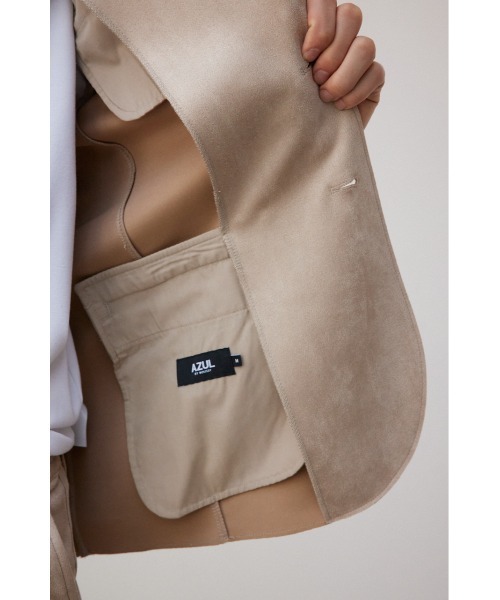 AZUL by moussy(アズールバイマウジー)の「プリマベーラフェイクスウェードジャケット(テーラードジャケット・メンズ・ベージュ/グレー・MEDIUM/LARGE)」の7枚目の写真