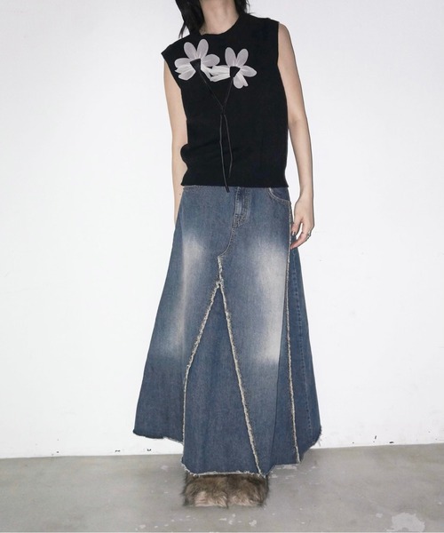 musubore(ムスボレ)の「【 select 】flower charm vest / フラワーチャームベスト(ベスト・レディース・ブラック・FREE)」の16枚目の写真