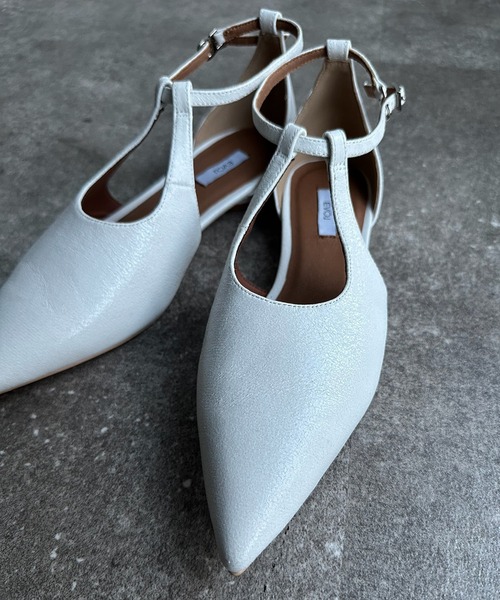 DouDou（ドゥドゥ）の「アンクルストラップパンプス（パンプス・レディース・ブラック/ゴールド/ホワイト・23.5/24.5/24cm）」の10枚目の写真