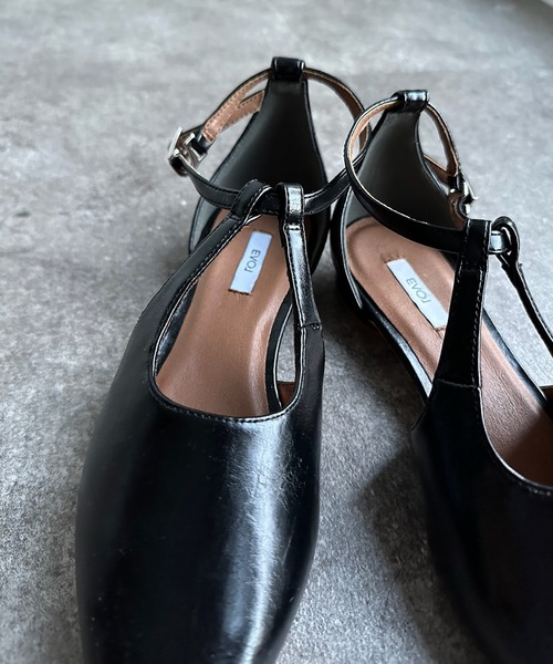 DouDou（ドゥドゥ）の「アンクルストラップパンプス（パンプス・レディース・ブラック/ゴールド/ホワイト・23.5/24.5/24cm）」の9枚目の写真