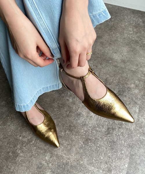 DouDou（ドゥドゥ）の「アンクルストラップパンプス（パンプス・レディース・ブラック/ゴールド/ホワイト・23.5/24.5/24cm）」の11枚目の写真