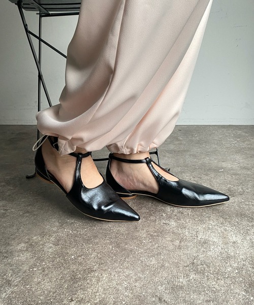 DouDou（ドゥドゥ）の「アンクルストラップパンプス（パンプス・レディース・ブラック/ゴールド/ホワイト・23.5/24.5/24cm）」の12枚目の写真