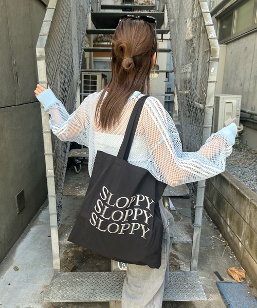 WHO'S WHO gallery(フーズフーギャラリー)の「【SLOPPY/スロッピー】メタルプリントトート(トートバッグ・レディース・チャコールグレー/ライトグレー/サックスブルー/ブラック/アイボリー・FREE)」の3枚目の写真