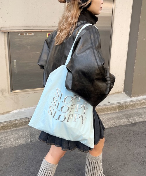 WHO'S WHO gallery(フーズフーギャラリー)の「【SLOPPY/スロッピー】メタルプリントトート(トートバッグ・レディース・チャコールグレー/ライトグレー/サックスブルー/ブラック/アイボリー・FREE)」の12枚目の写真
